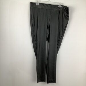 Torrid Faux Leather Black Leggings womens size 4 (26)